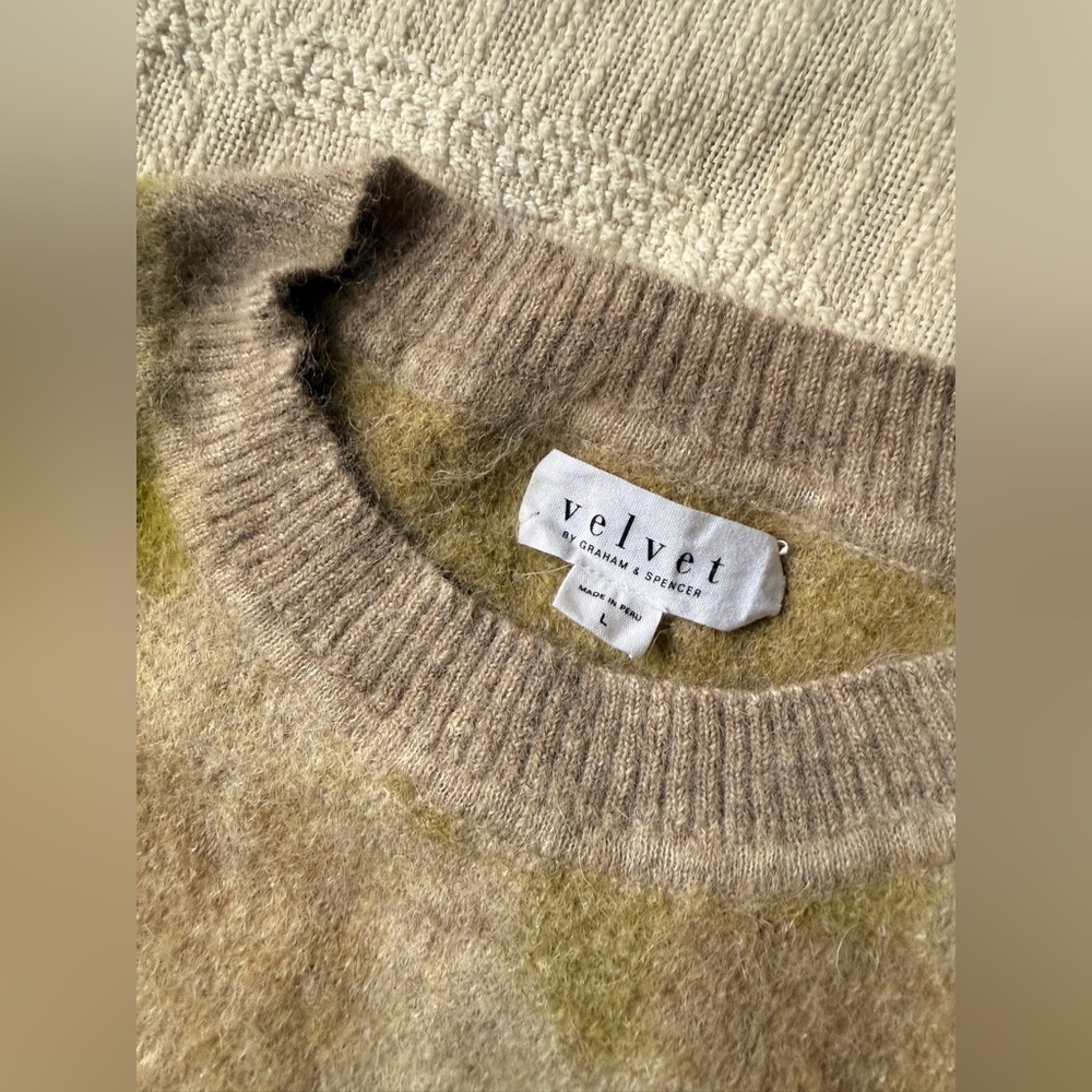 L Velvet by Graham & Spencer Tan and Green Baby Alpaca Soft Sweater - Picture 2 of 7